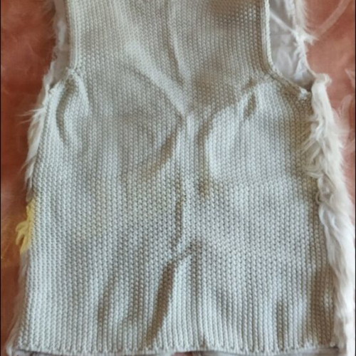 Faux fur vest new, size S, beige
