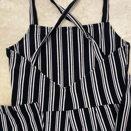Striped women's jumpsuit like new, size M, black and white