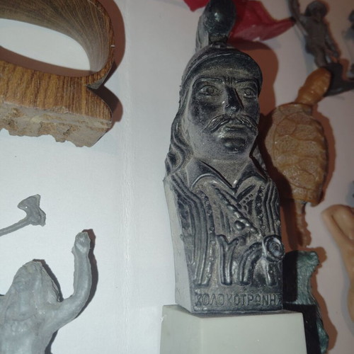 Vintage rare figures from the 70s, collectible old