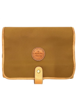 Lancel travel clutch bag употребявана, кафява ръчна чанта