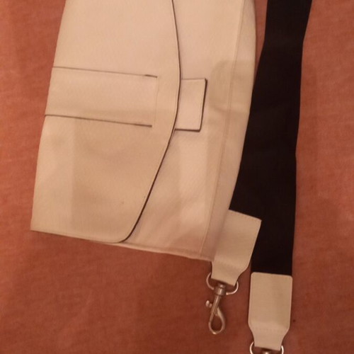 White shoulder bag for walks new