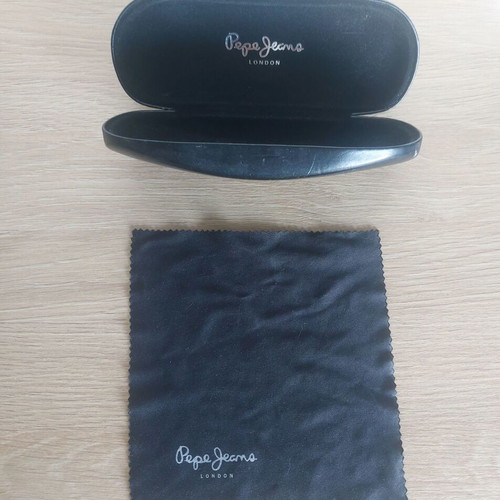 Pepe Jeans London glasses case used, black