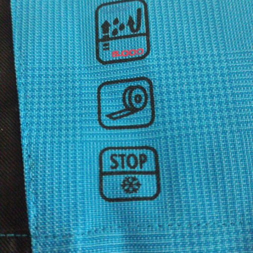 Ski pants waterproof blue with black details size 152 like new