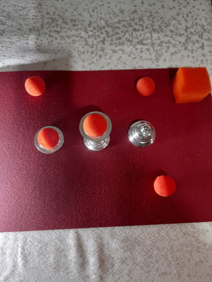 Magic egg cup like new with sponge balls