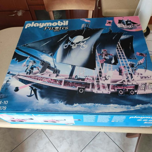 Playmobil 6678 Pirate Ship used with box and instructions