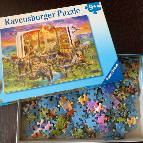 Ravensburger puzzle 300 pieces like new dinosaur theme