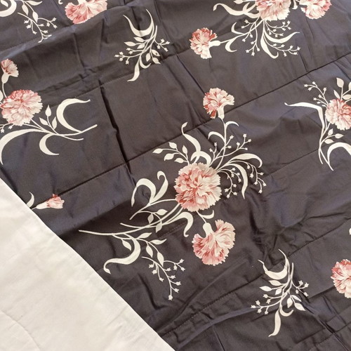 Quilt new 1.56x2.20 with polyester filling