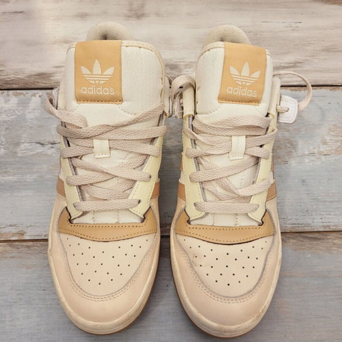 Adidas athletic shoes used, size 40, beige