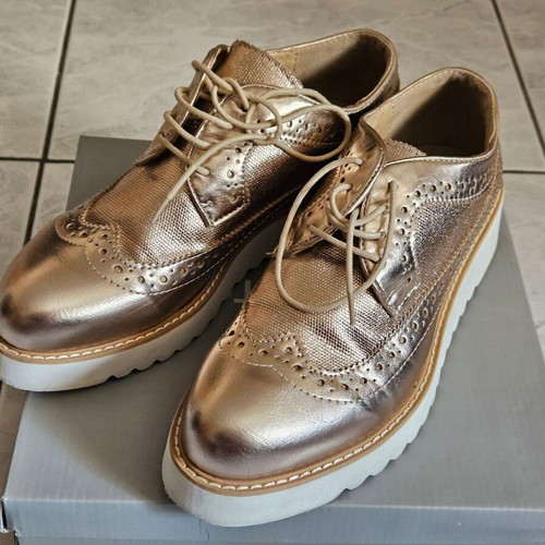 Migato Oxford shoes, size 40