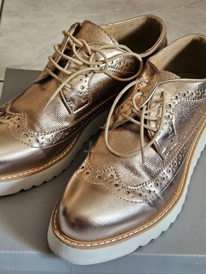Migato Oxford shoes, size 40