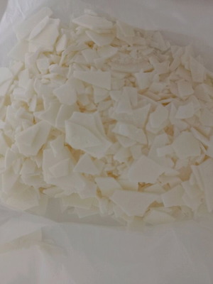 Μαλακό κερί σόγιας σε νιφάδες 100gr καινούργιο