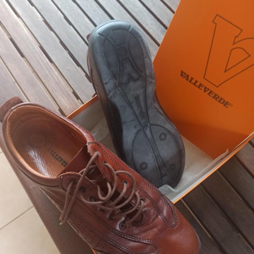 Valleverde men's leather lace-up shoe size 43 like new, brown