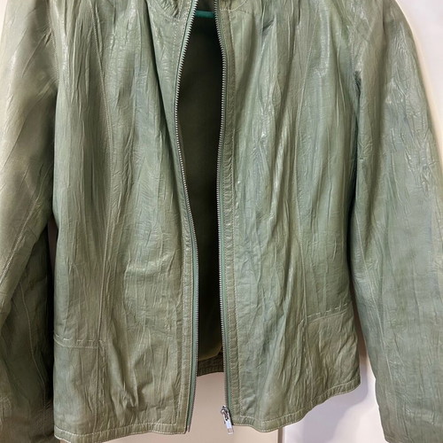 Brand new Leather Jacket in Unique Olive Color! no medium