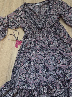 Dress medium/large new, summer thin cool fabric