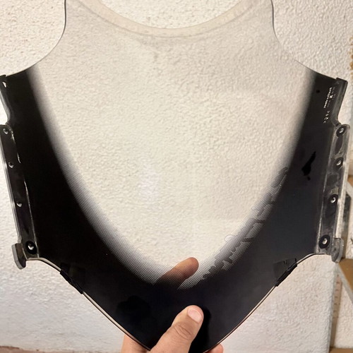 Genuine windscreen for Yamaha Majesty 2011-2014 like new