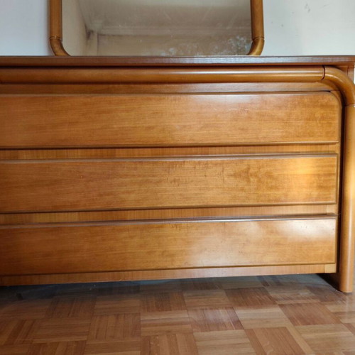 Dresser with mirror used, one drawer repairable