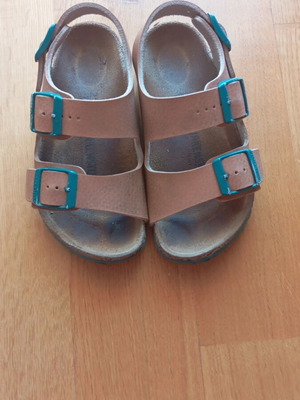 Παιδικά πέδιλα Birkenstock μεταχειρισμένα, νούμερο 27, καφέ