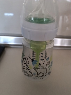 Dr Brown baby bottle new, plastic 170ml with anticolic nipple