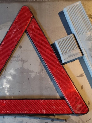 Car triangle used, foldable with case