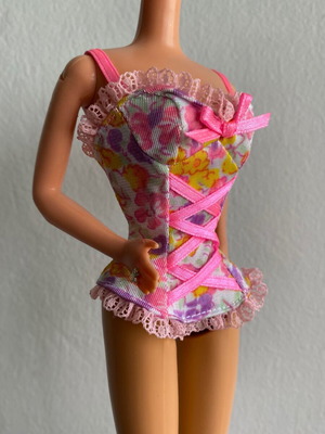 Mattel Barbie Fashion Avenue lingerie corset 1995 used