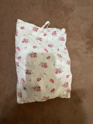Cotton nursing cover like new