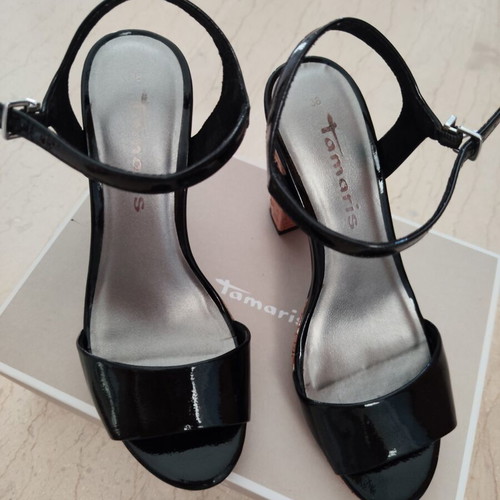 Tamaris high-heeled sandals, black patent with beige and silver platform