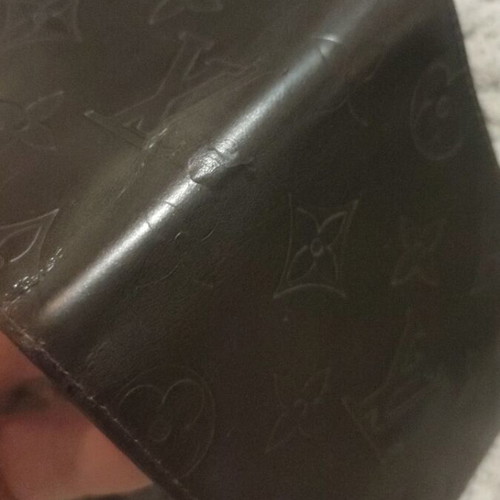 Louis Vuitton Monogram Glacé wallet like new, vintage brown and black