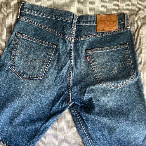 Levi's original size 33 denim shorts bermudas like new, pack of 2