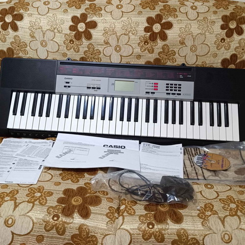 Casio CTK-1500 Keyboard 61 Keys like new