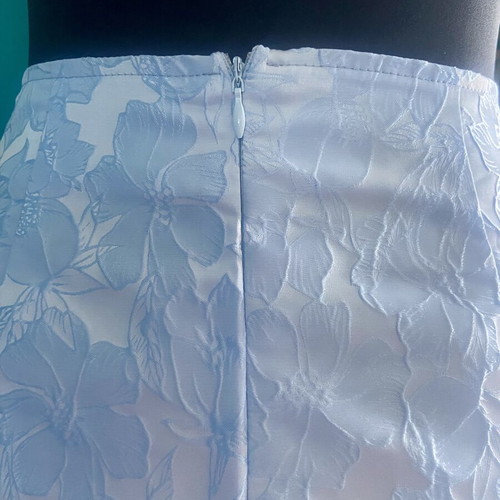 Shein ciel floral skirt with pearls, new, size XS/S