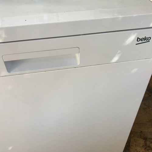 Beko dishwasher 60 cm with 5 programs like new