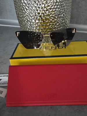 Fendi Cat Eye Sunglasses New, Gold