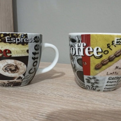 Coffee cup and saucer set 6 pieces like new