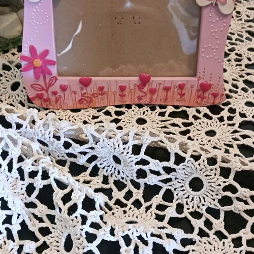 Photo frame set like new, wooden and ceramic with flowers
