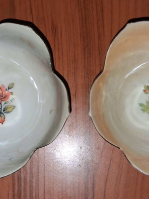 Vintage porcelain bowls like new, set of 2 with floral design