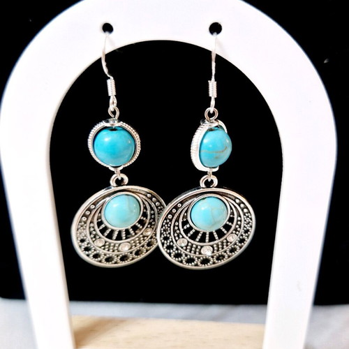 Boho earrings new with turquoise stone and silver hook s925