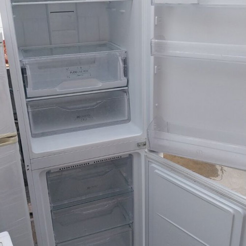 Indesit A+ Class refrigerator freezer, two-door, white