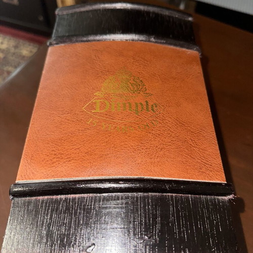 Whiskey Dimple Premium Chest like new, wood and faux leather