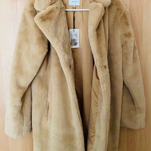 Faux Fur Coat beige new, size S-M
