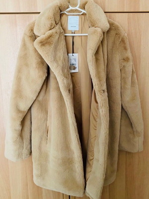 Faux Fur Coat beige new, size S-M