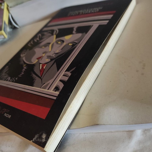 Pirovolismoi Stou Syrano used crime novel by Raymond Chandler