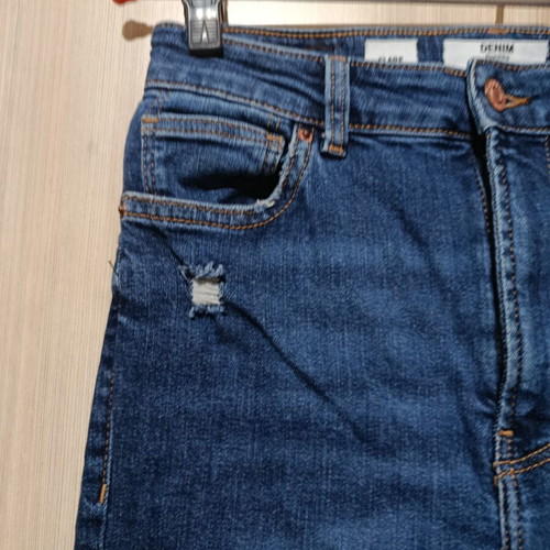 Bershka High-Waisted Flared Jeans Like New, Size S, Blue