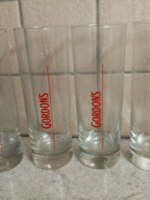 Комплект от 4 чаши Gordon's