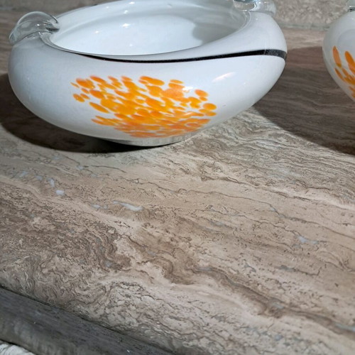 Set of 2 blown glass ashtrays new, white and orange