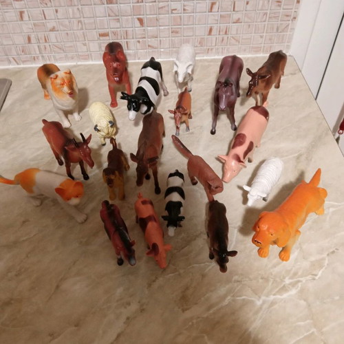 Animal Farm plastic animals like new