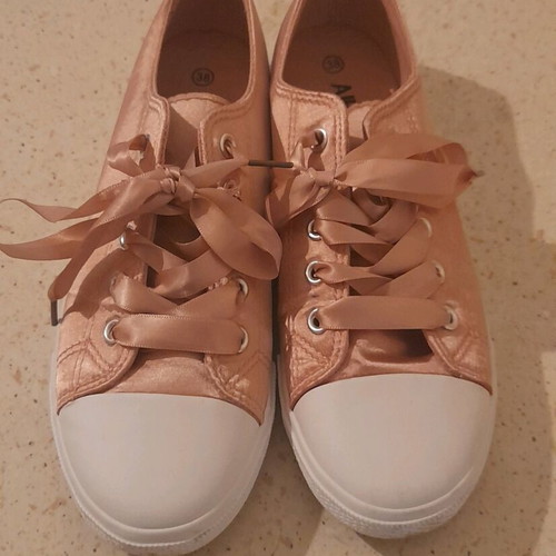 Airstep satin pink shoes size 38 like new