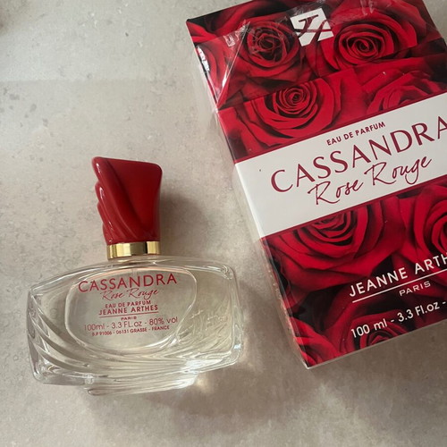 Cassandra Rose Rouge Eau de Parfum 100ml like new by Jeanne Arthes
