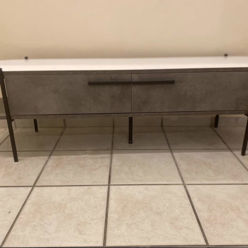 TV stand used in good condition