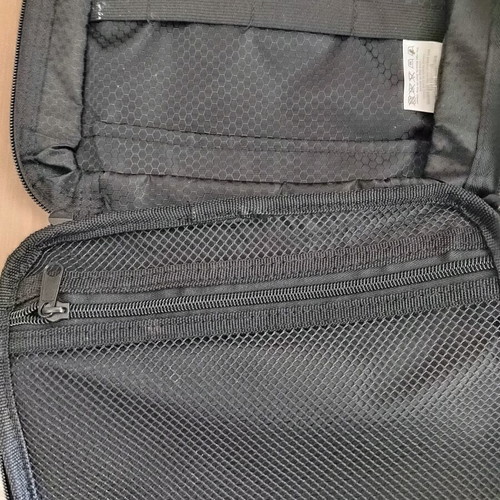 Grunwald Hanging Travel Toiletry Bag like new, black