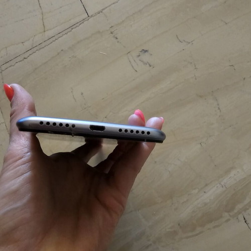 Xiaomi Redmi S2 used for parts, not powering on, unlocked
